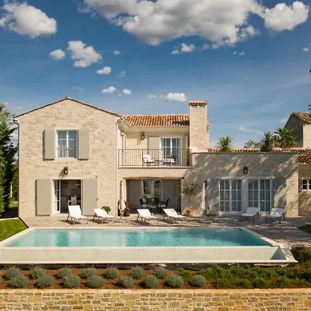 Brazzania Villa Buje